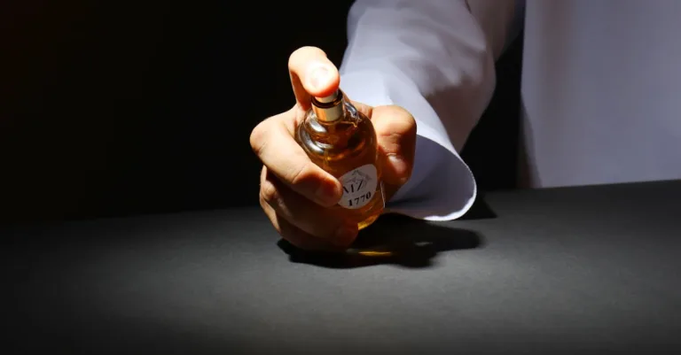 découvrez notre sélection de parfums homme abordables qui ressemblent aux grandes marques. profitez de fragrances élégantes à petit prix grâce à nos dupes de parfums pour hommes.