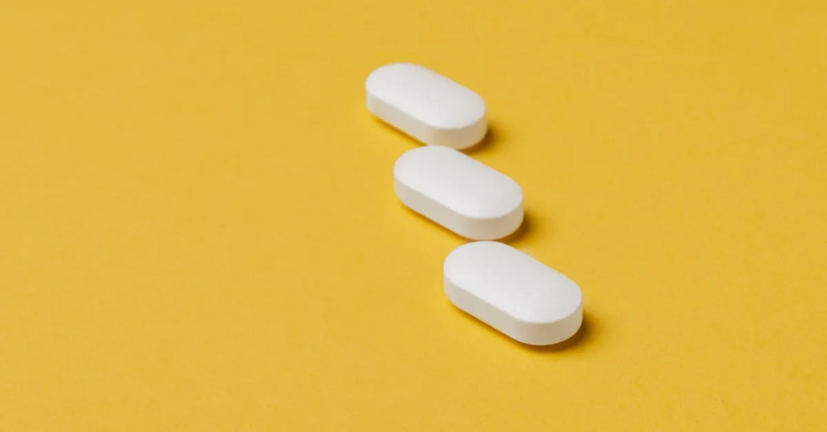 découvrez les usages, les indications et les précautions d'emploi du naproxen, un anti-inflammatoire non stéroïdien efficace contre la douleur et l'inflammation.