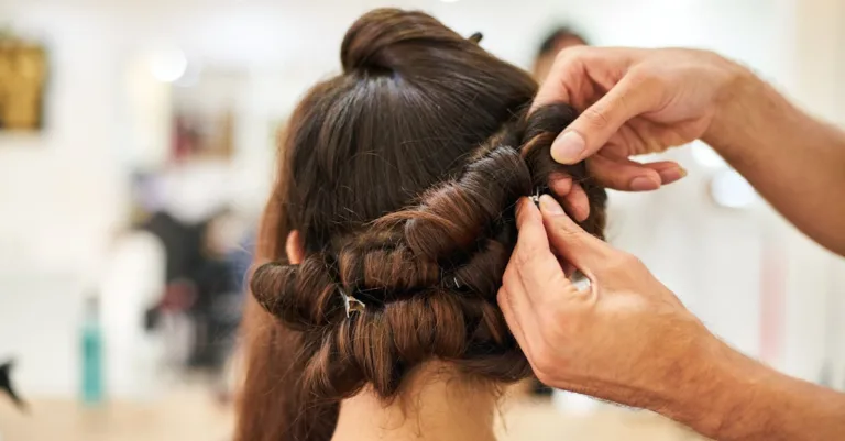 découvrez les dernières tendances coiffure pour toutes les occasions : coupes, styles et astuces pour sublimer vos cheveux au quotidien.