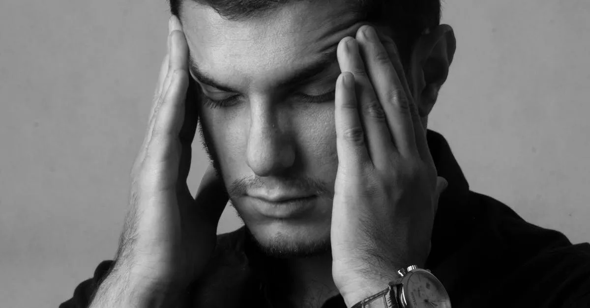découvrez les causes courantes des maux de tête, leurs symptômes et les traitements efficaces pour soulager la douleur rapidement.
