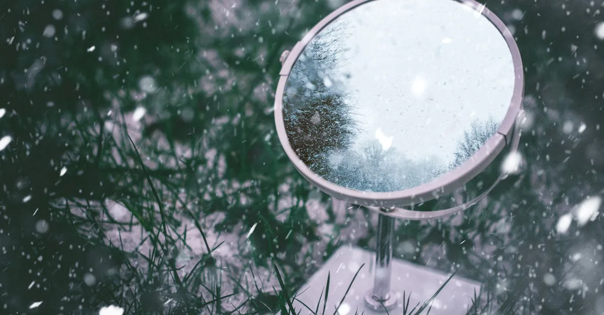 découvrez la signification des heures miroir et leur impact sur votre vie. explorez les messages cachés derrière ces heures synchronisées et leur symbolisme spirituel.