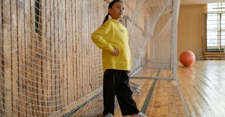 guide des tailles de vêtements pour enfants : trouvez facilement la bonne taille pour vos enfants selon leur âge, leur taille et leur poids.