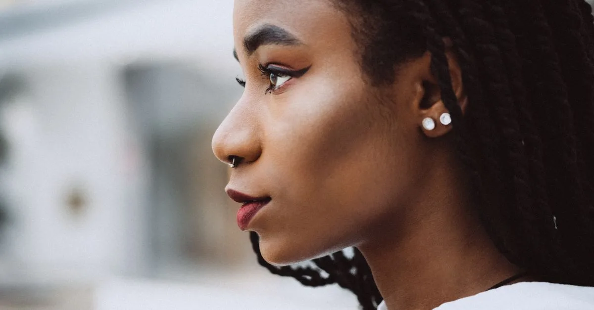 découvrez les meilleurs lieux pour percer vos oreilles près de chez vous, avec des conseils pour choisir un salon sûr et professionnel.