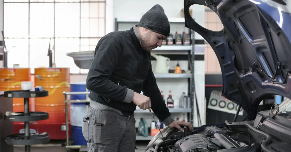 assurance automobile complète et conseils d'entretien pour protéger et prolonger la durée de vie de votre véhicule.