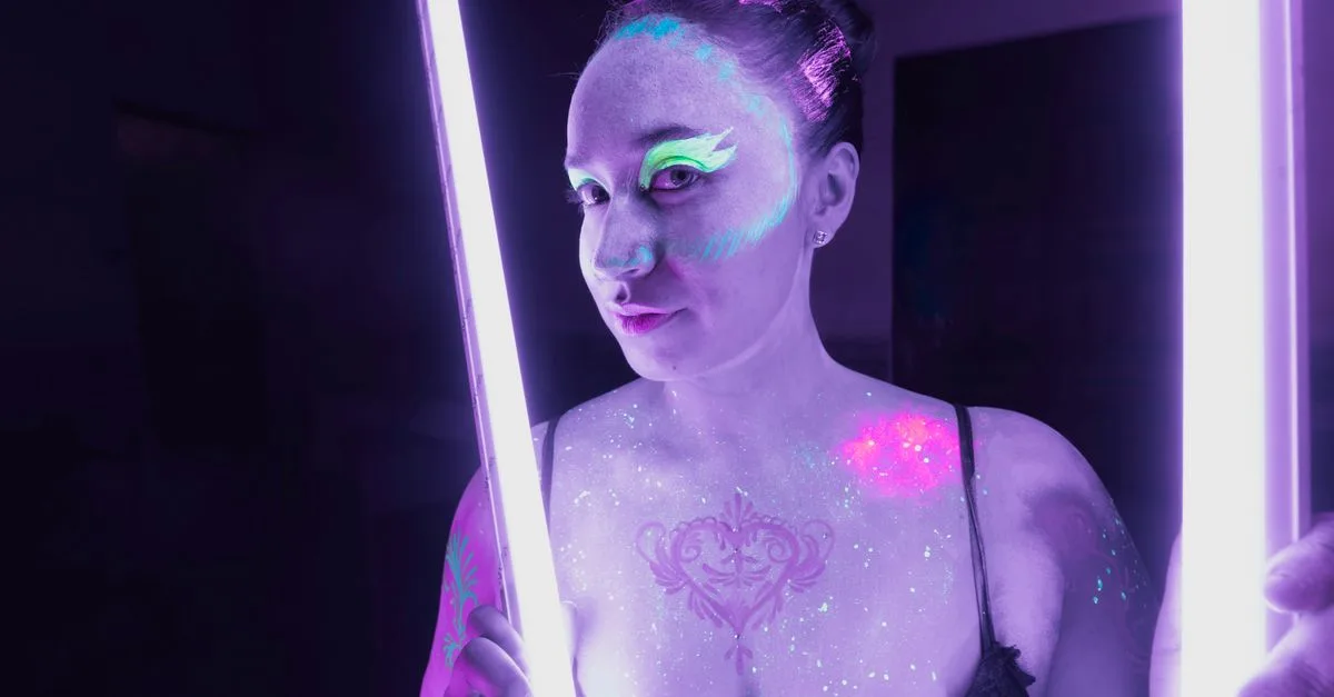 découvrez comment une lampe uv peut aider à réduire les allergies en désinfectant l'air et les surfaces, améliorant ainsi votre confort et votre bien-être.