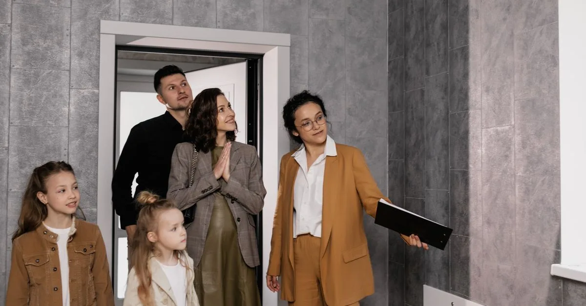 acheteurs immobiliers : découvrez nos conseils et services pour trouver la propriété idéale et réussir votre investissement immobilier en toute confiance.